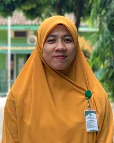 Shanaz Ma'rivani, S.Pd