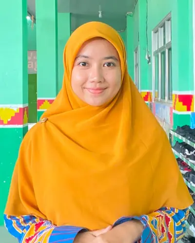 Dinda Dwi Putriana, S.Pd