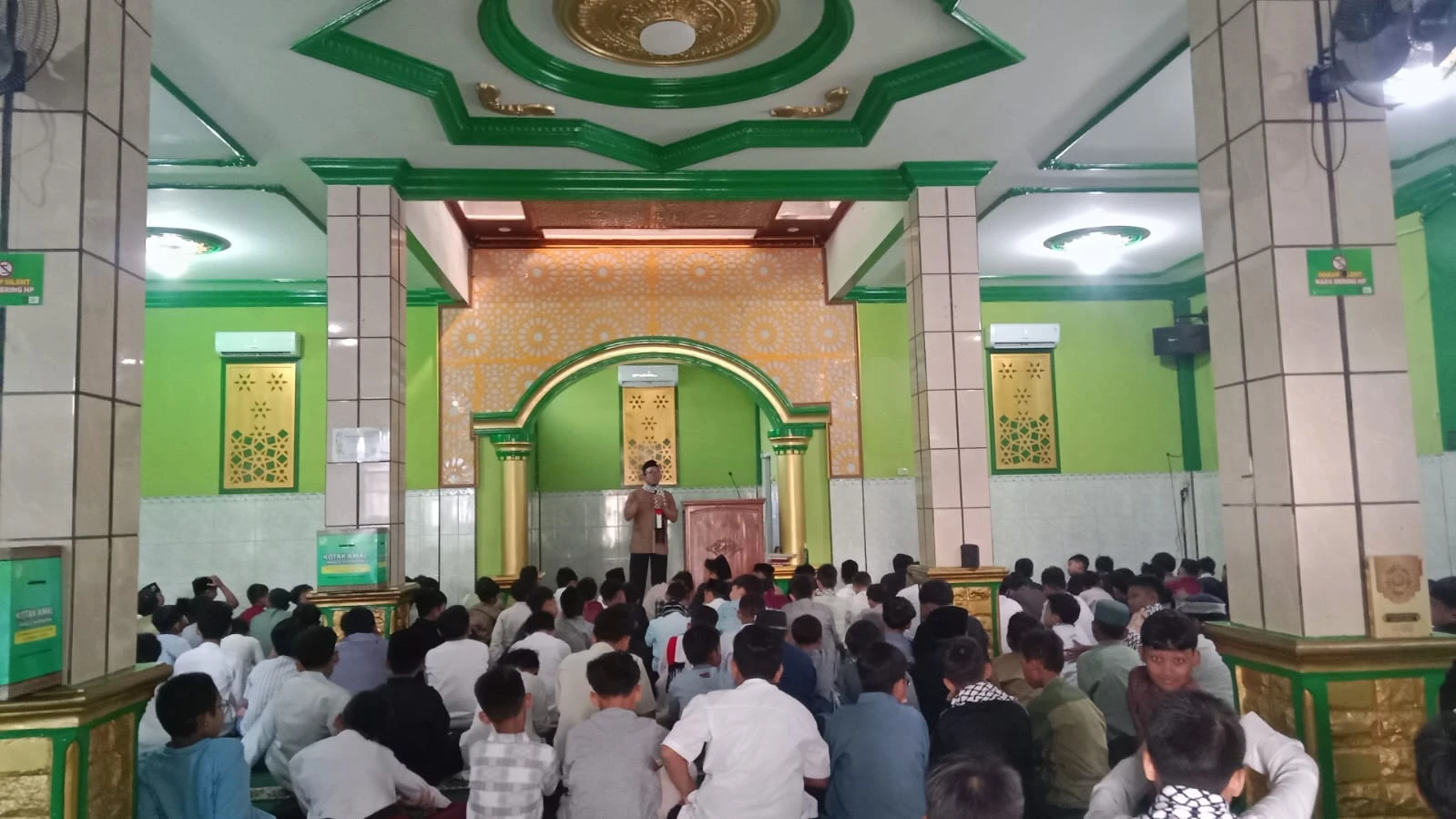 SDIT Wahdatul Ummah Memperingati Maulid Nabi